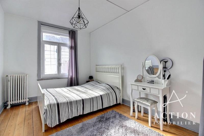 Demeure - 375 m² - 11 pièces