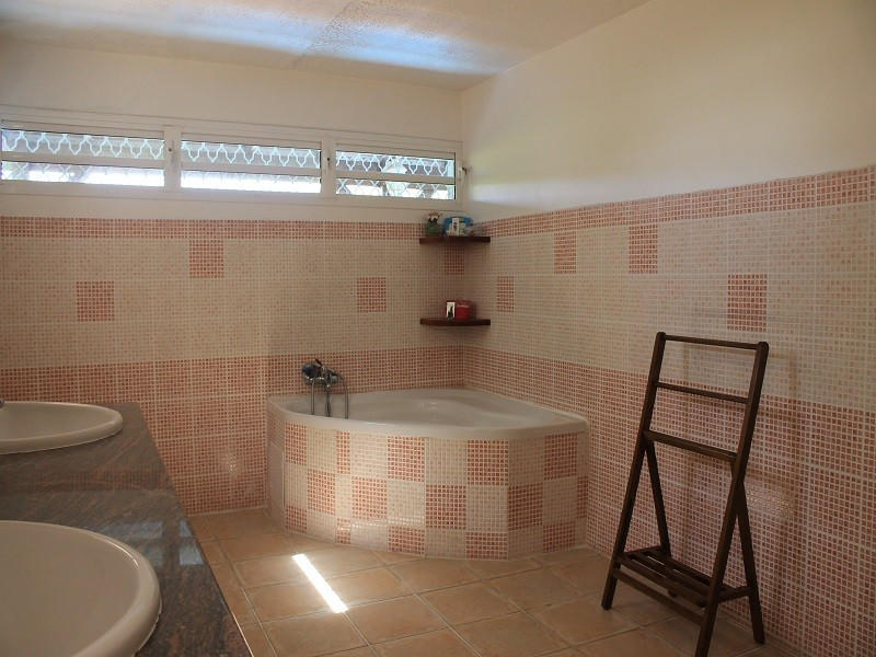 Maison - 256 m² - 7 pièces