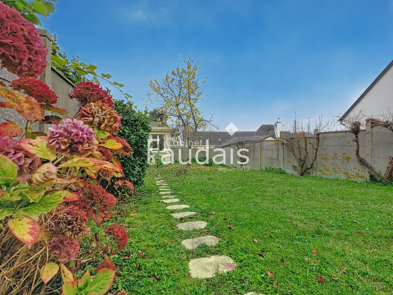 Maison - 104 m² - 5 pièces