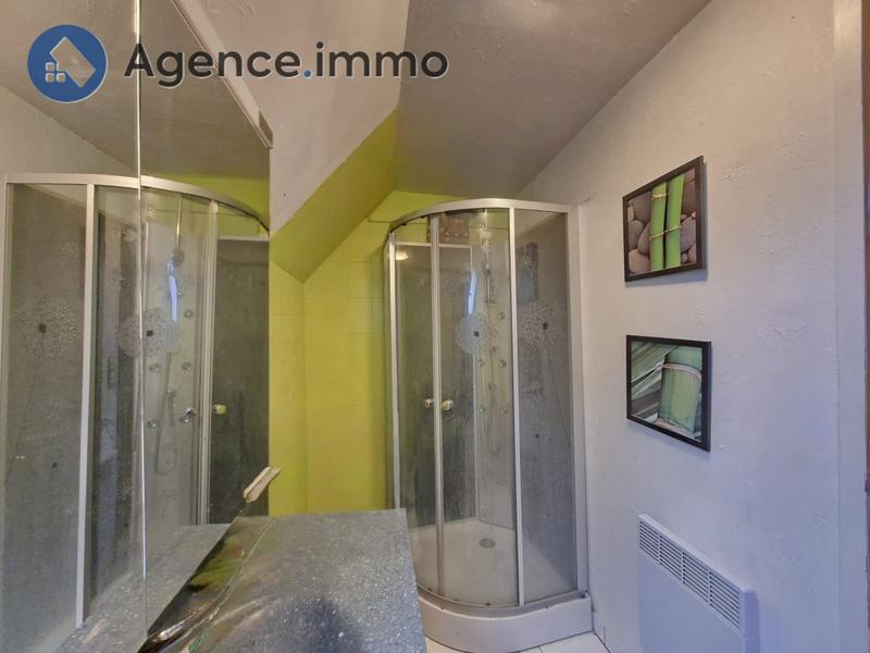 Maison traditionnelle - 135 m² - 6 pièces