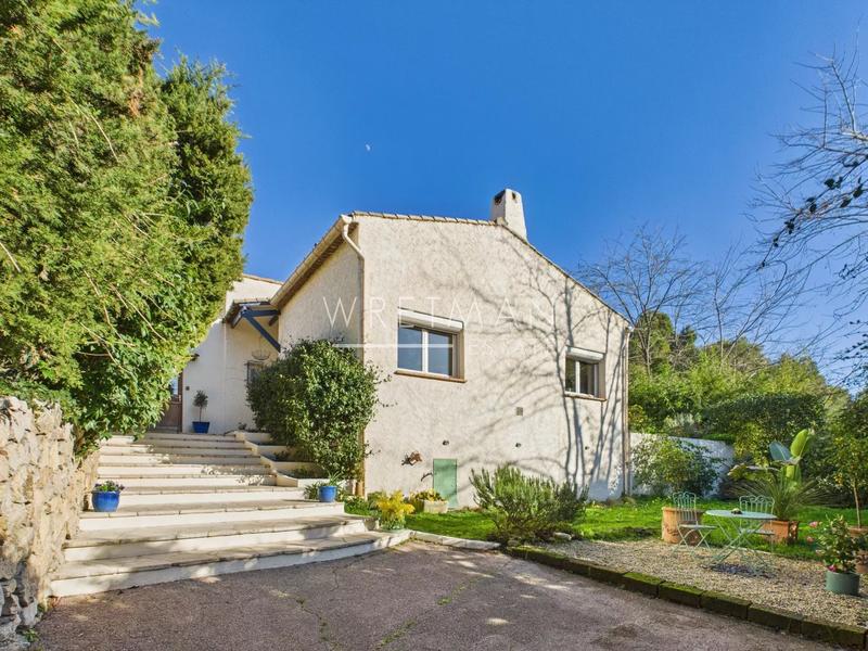 Villa - 107 m² - 5 pièces