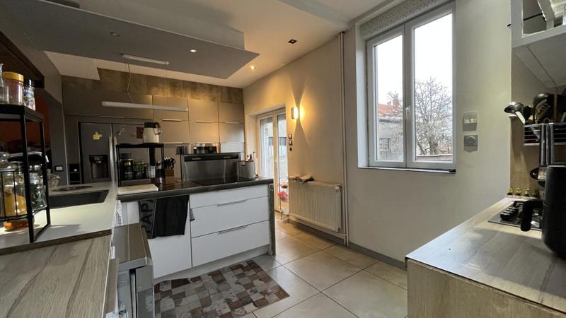 Maison - 144 m² - 6 pièces
