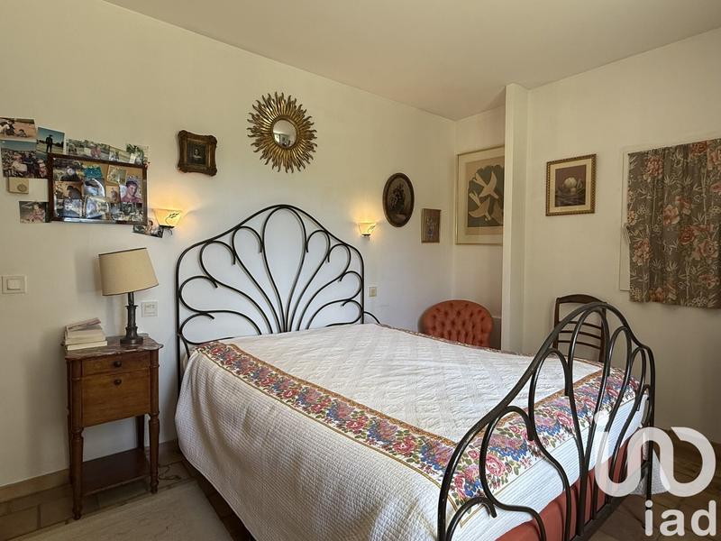 Maison - 201 m² - 8 pièces