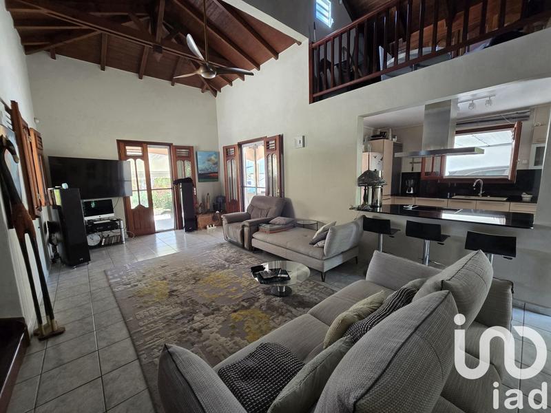 Maison - 127 m² - 5 pièces