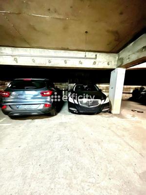 Parking / Garage - 14 m²
