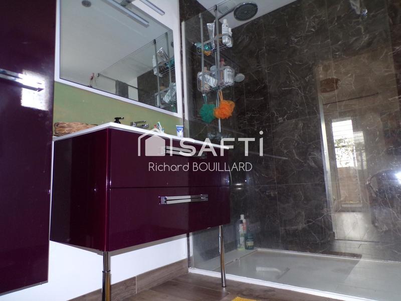 Maison - 142 m² - 8 pièces