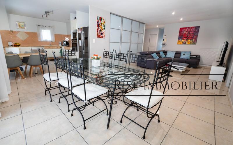 Maison - 121 m² - 5 pièces