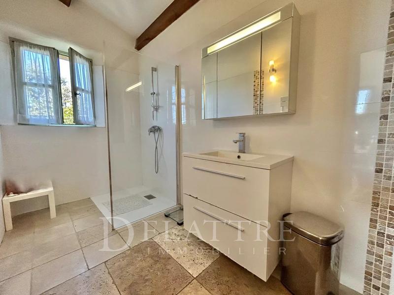 Villa - 170 m² - 5 pièces