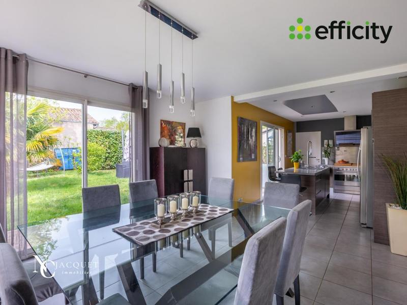 Maison - 161 m² - 7 pièces