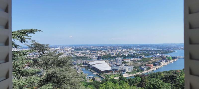 Duplex - 89 m² - 4 pièces