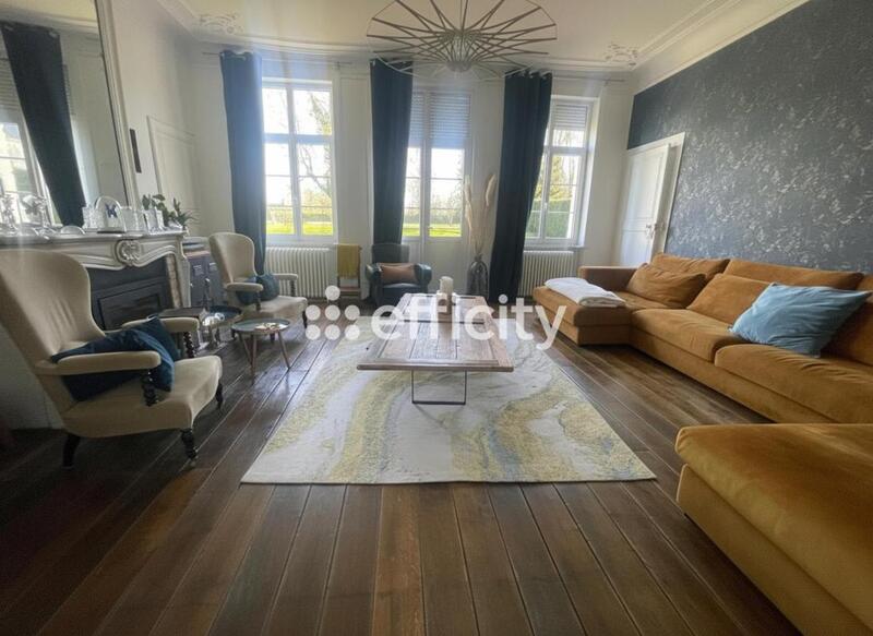 Château - 340 m² - 10 pièces