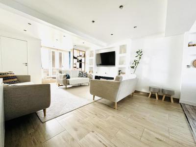 Maison de ville - 125 m² - 5 pièces