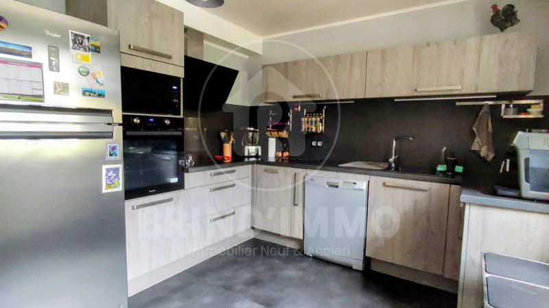 Maison - 95 m² - 5 pièces