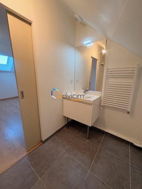 Maison - 92 m² - 5 pièces