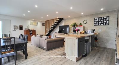 Maison - 105 m² - 4 pièces