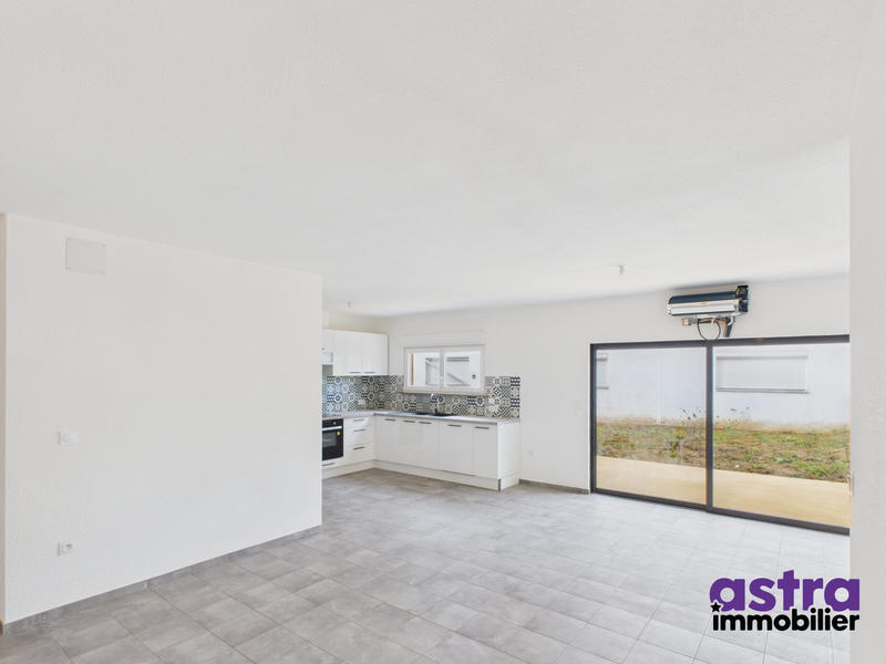 Maison - 110 m² - 4 pièces