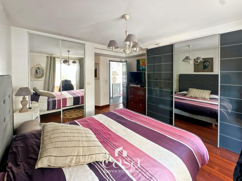 Maison contemporaine - 150 m² - 7 pièces