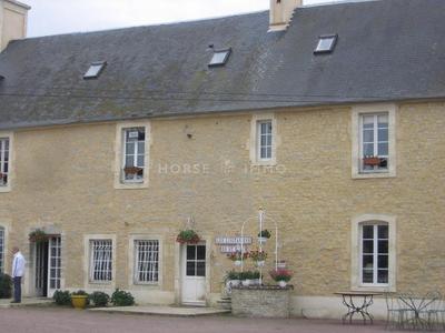 Haras - 380 m² - 14 pièces