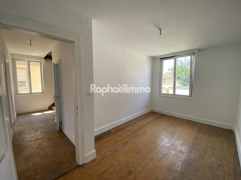 Maison - 137 m² - 5 pièces