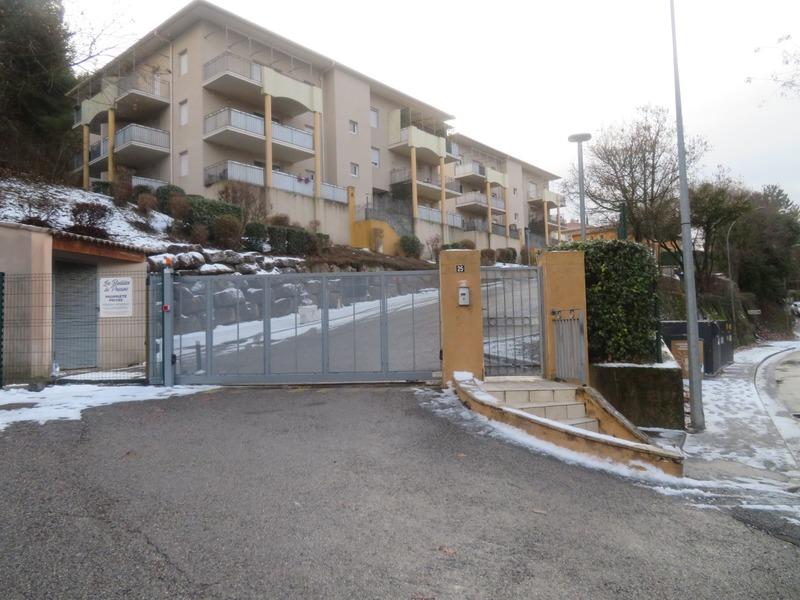 Maison - 96 m² - 5 pièces