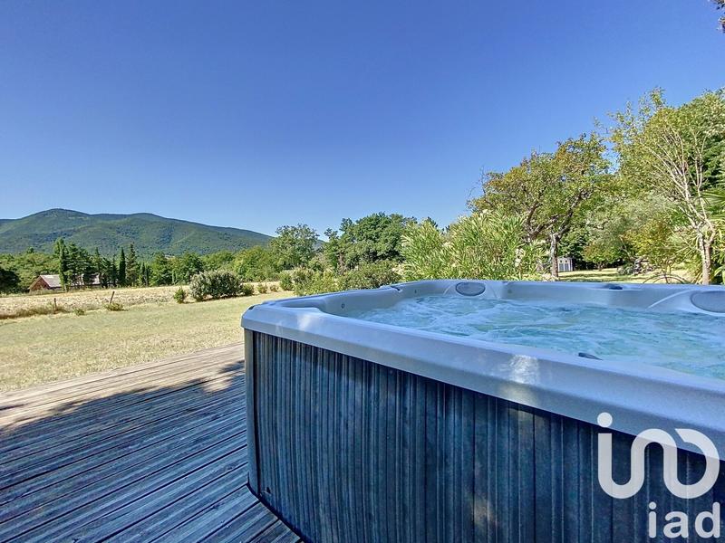 Maison - 191 m² - 7 pièces