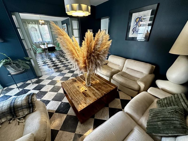 Maison chambre d'hôtes - 340 m² - 8 pièces