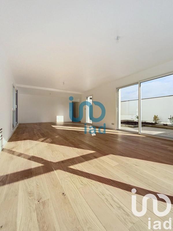 Appartement - 120 m² - 5 pièces