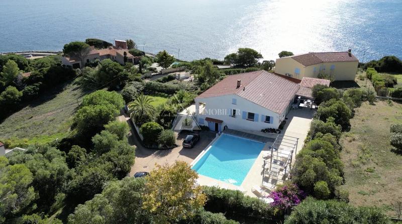 Villa - 189 m² - 6 pièces