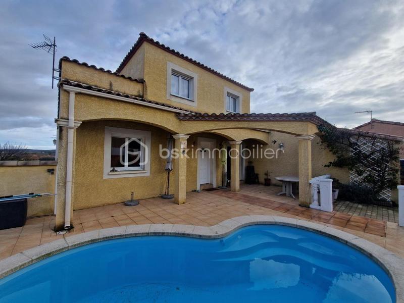 Villa - 165 m² - 8 pièces