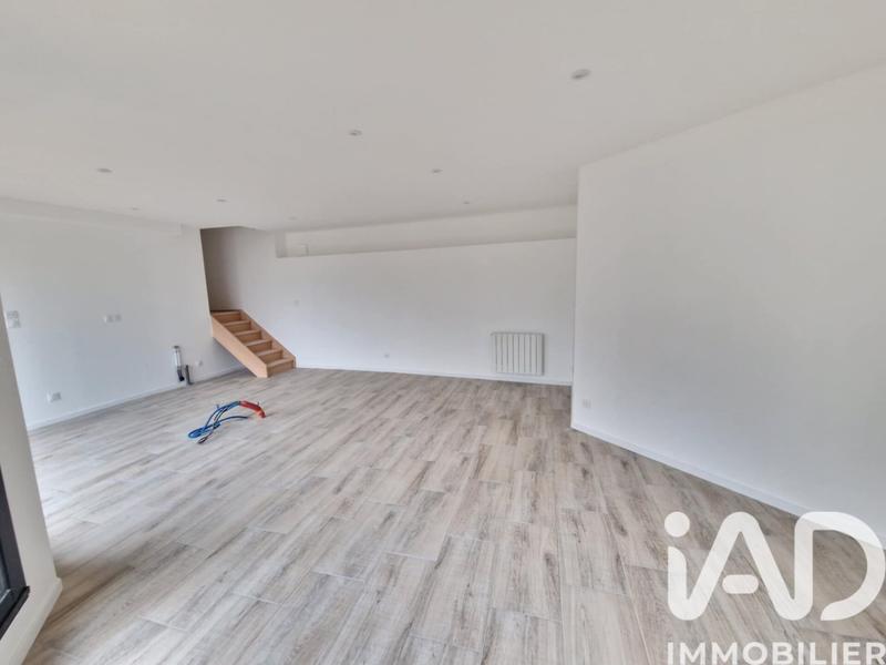 Maison - 91 m² - 5 pièces