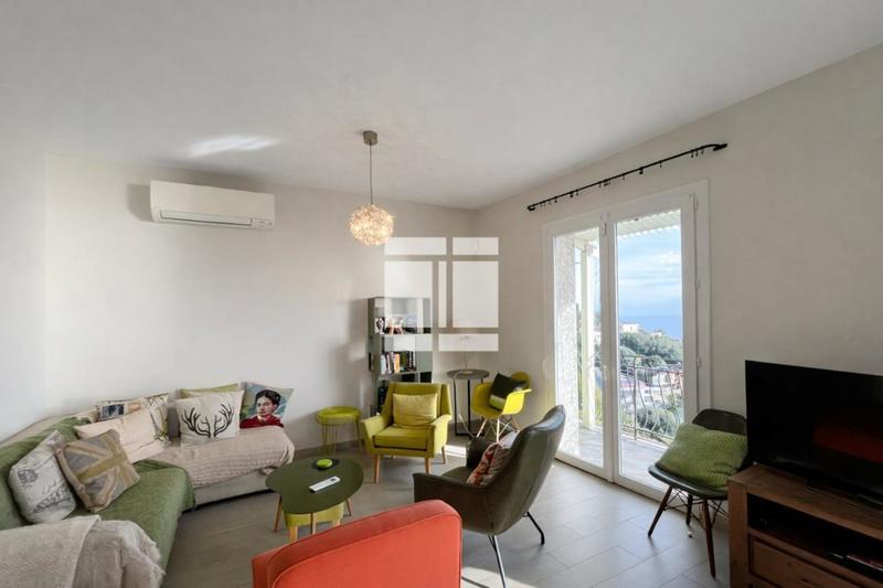 Maison - 85 m² - 3 pièces