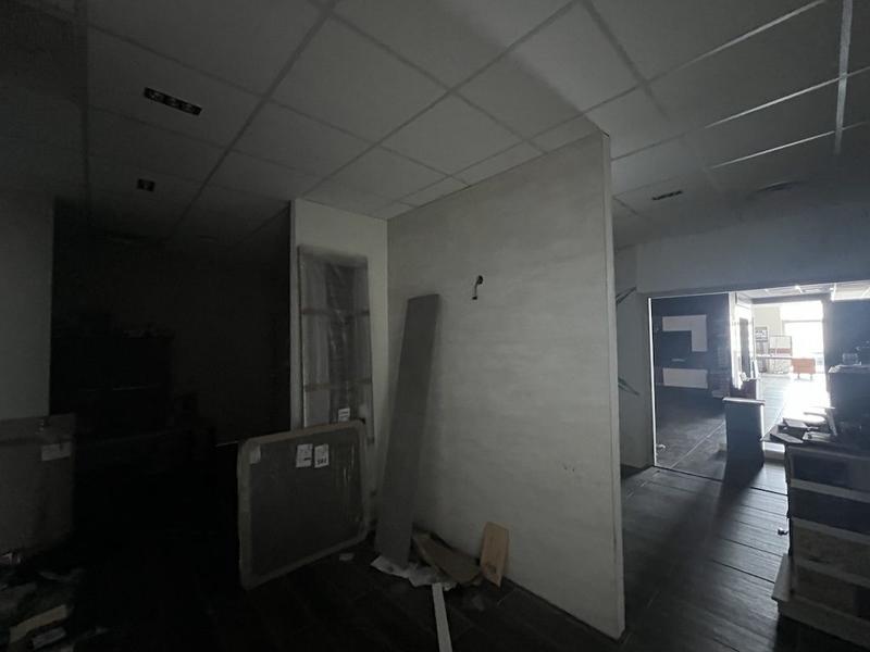 Local commercial - 310 m² - 6 pièces