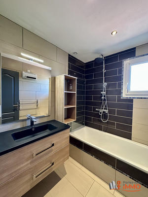 Villa - 146 m² - 7 pièces