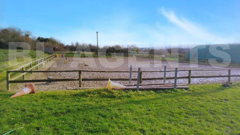 Maison de domaine équestre - 110 m² - 5 pièces