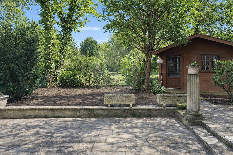 Maison - 210 m² - 7 pièces