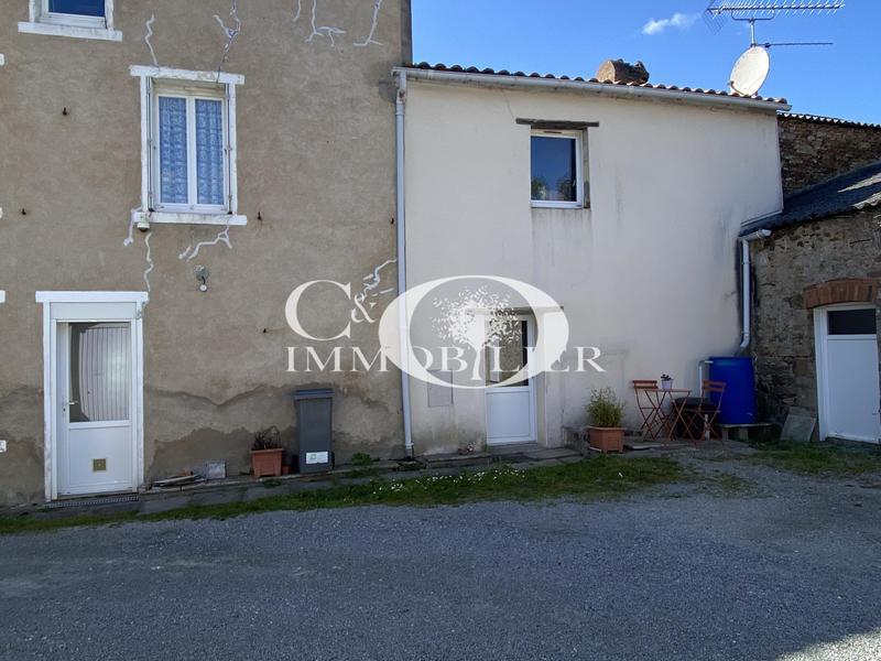 Maison - 97 m² - 5 pièces