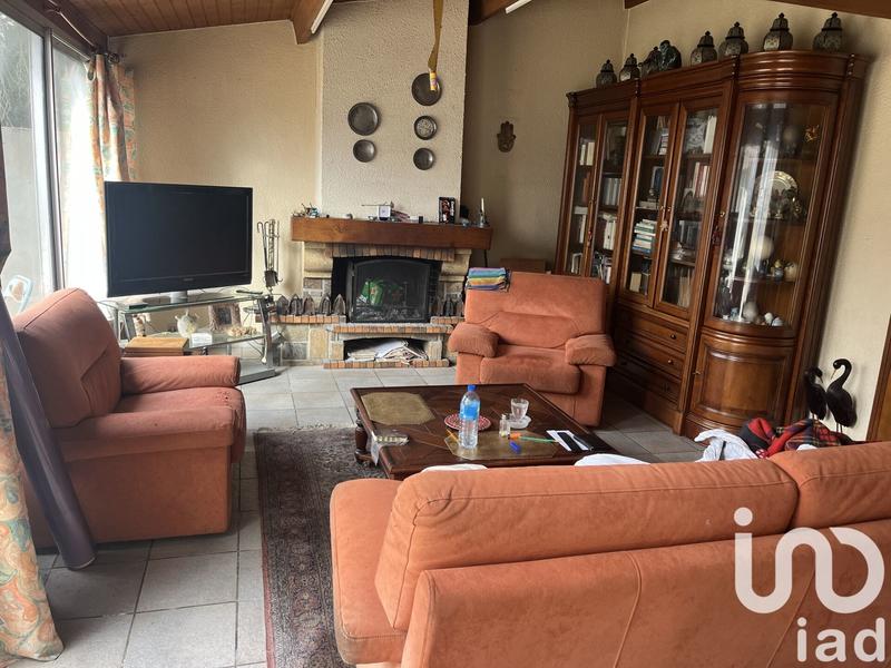 Maison - 235 m² - 7 pièces