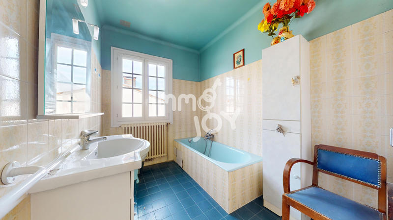 Maison - 142 m² - 5 pièces