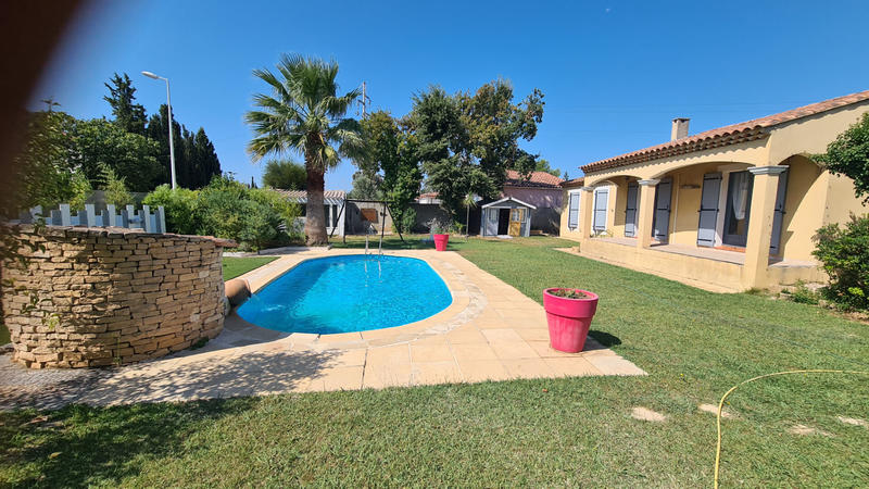 Maison - 99 m² - 4 pièces