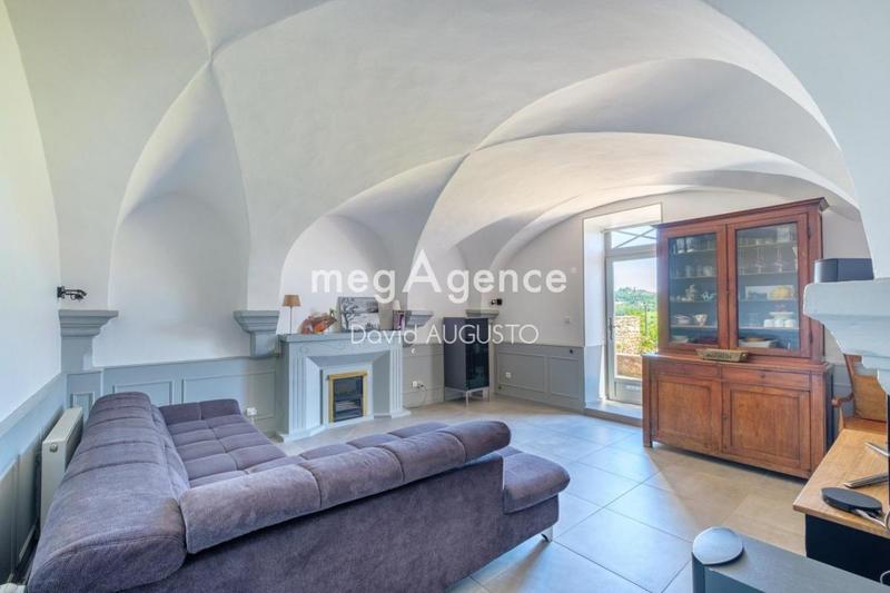 Corps de ferme - 230 m² - 7 pièces