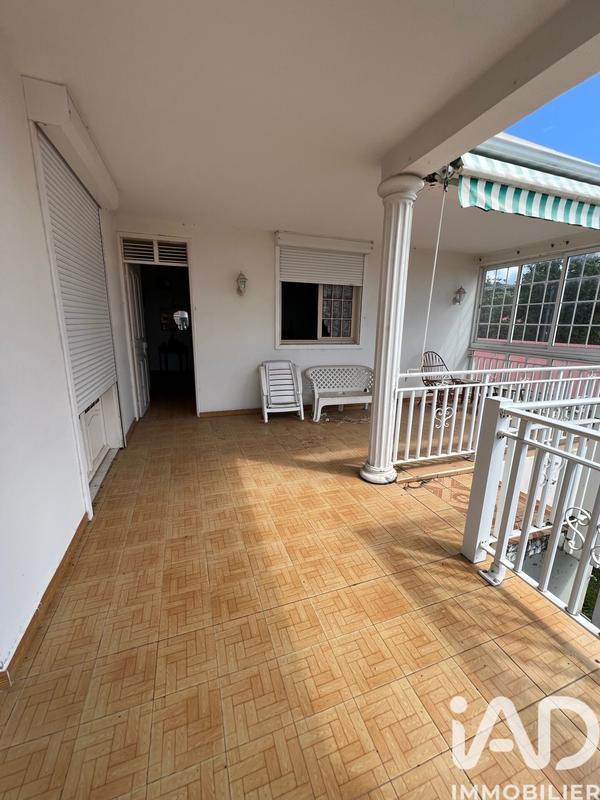 Maison - 208 m² - 11 pièces