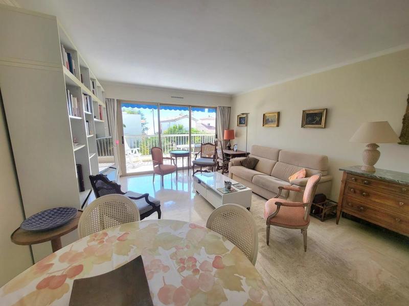 Appartement - 75 m² - 3 pièces