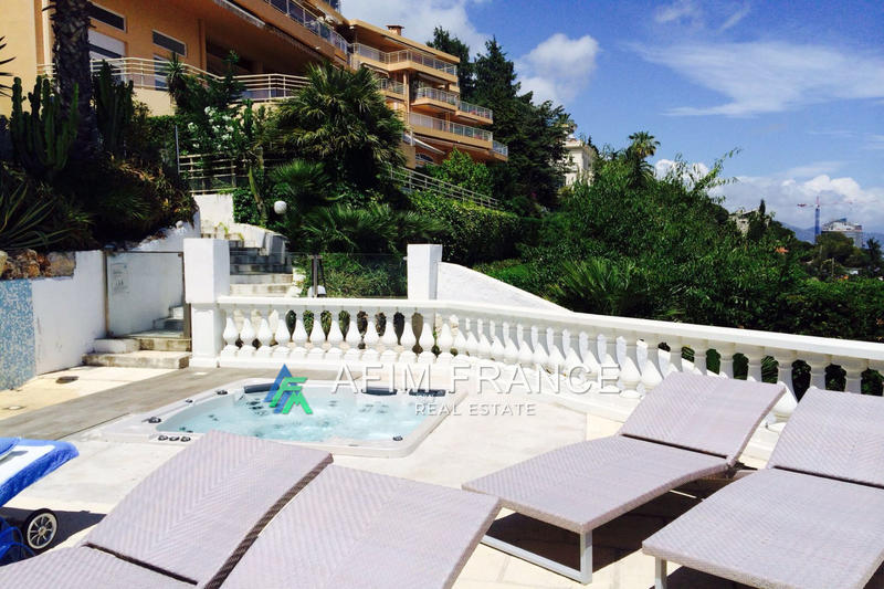 Appartement - 97 m² - 3 pièces