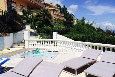 Appartement - 97 m² - 3 pièces