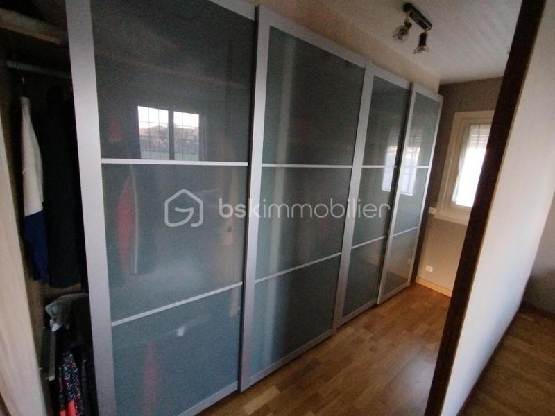 Maison traditionnelle - 127 m² - 6 pièces