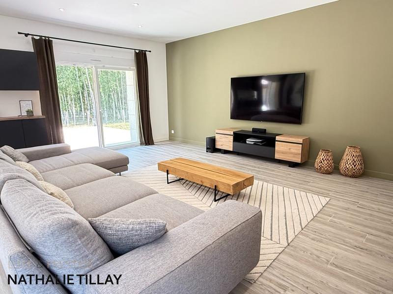 Maison - 260 m² - 7 pièces