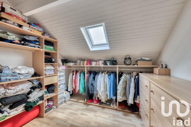 Maison - 210 m² - 8 pièces