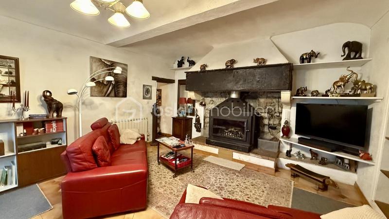 Maison ancienne - 104 m² - 4 pièces