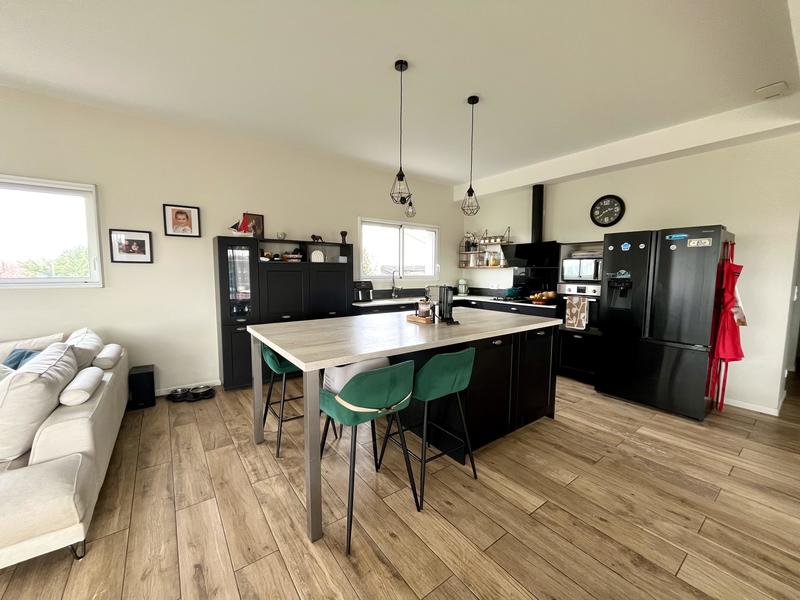 Maison - 126 m² - 4 pièces