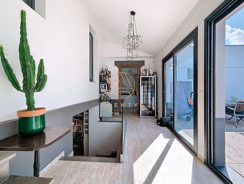 Maison - 117 m² - 6 pièces